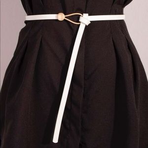 New Skinny White Loop Belt